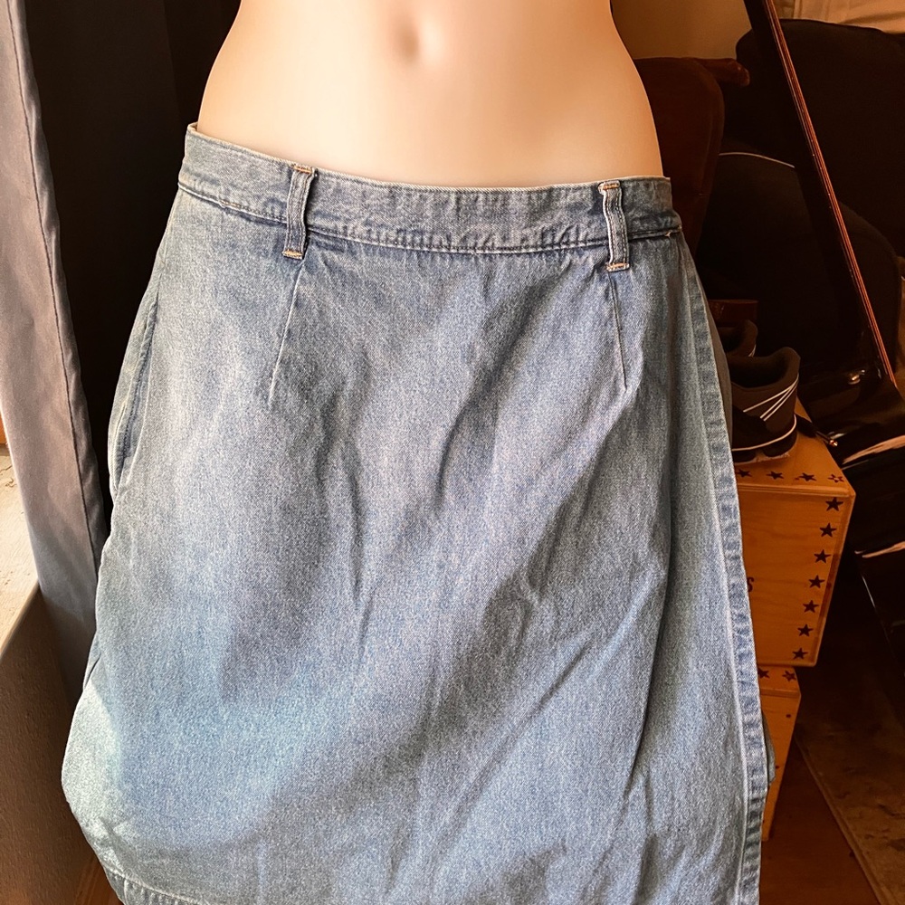 Gloria Vanderbilt Blue Wrap Skirt shorts